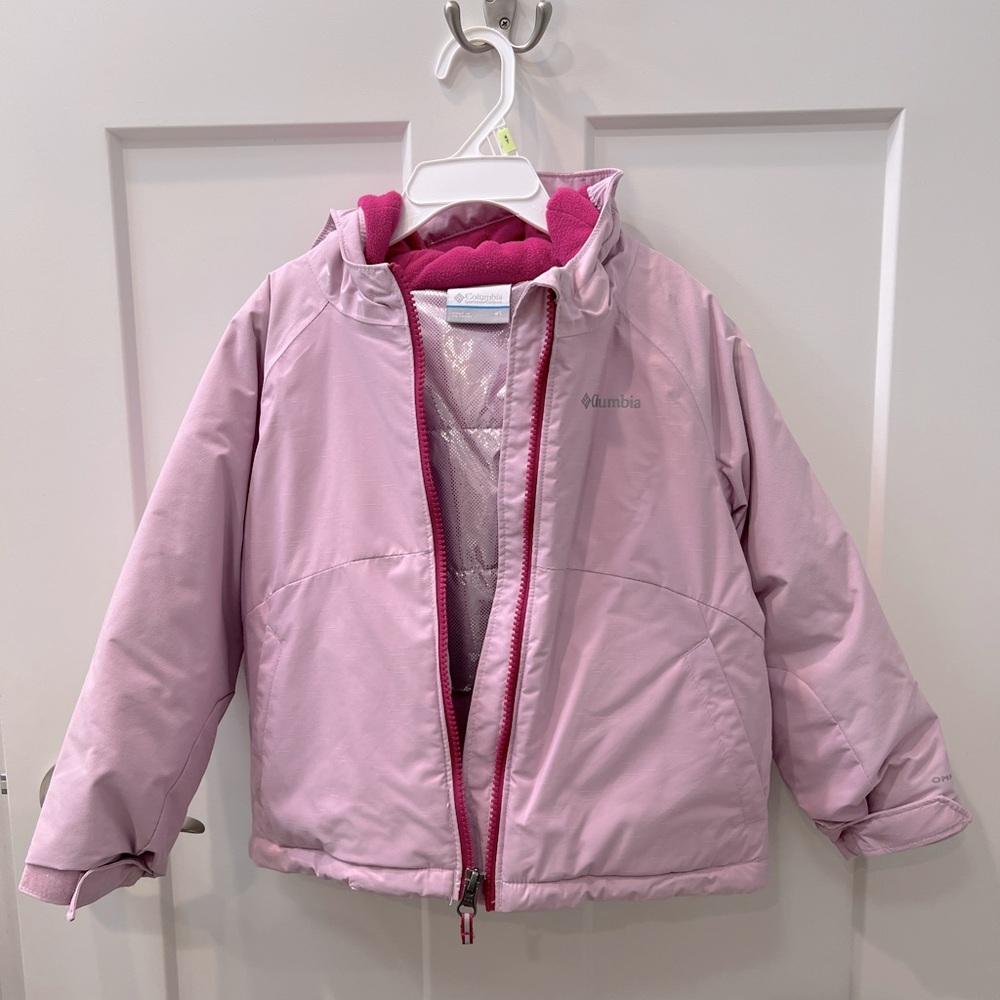 EUC Columbia Jacket/Coat Pink (4T)